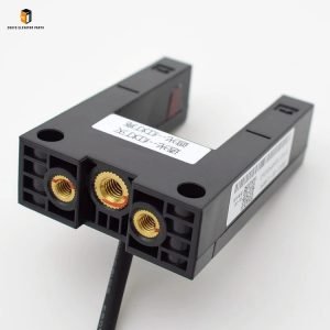 Elevator leveling sensor photoelectric switch