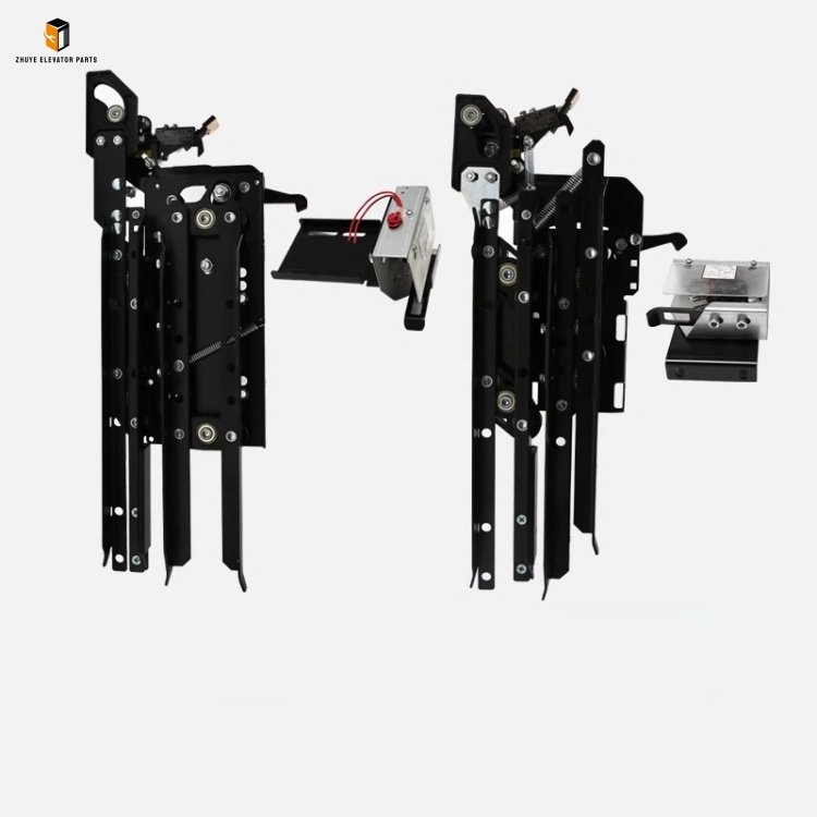 Elevator door knife2 Elevator door knife