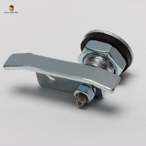 Elevator door triangle lock