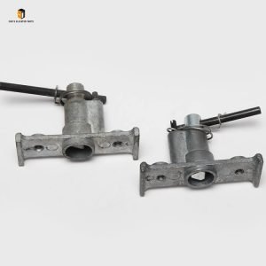 Elevator hall door triangular lock