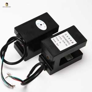 Elevator leveling sensor