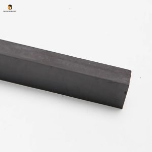 Elevator leveling magnetic strip