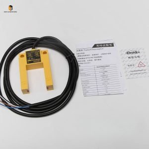 Elevator leveling sensor