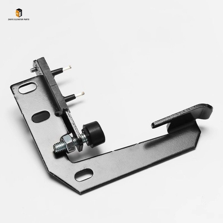 Elevator door lock device5