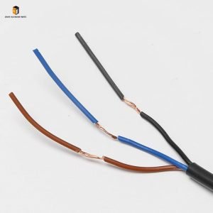 Elevator leveling sensor