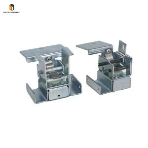 Elevator hall door triangular lock