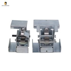 Elevator hall door triangular lock