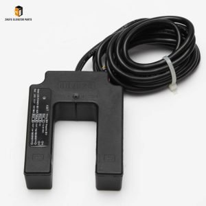 Elevator leveling switch