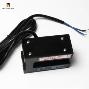 Elevator photoelectric switch