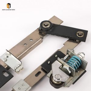 Elevator Door Knife3